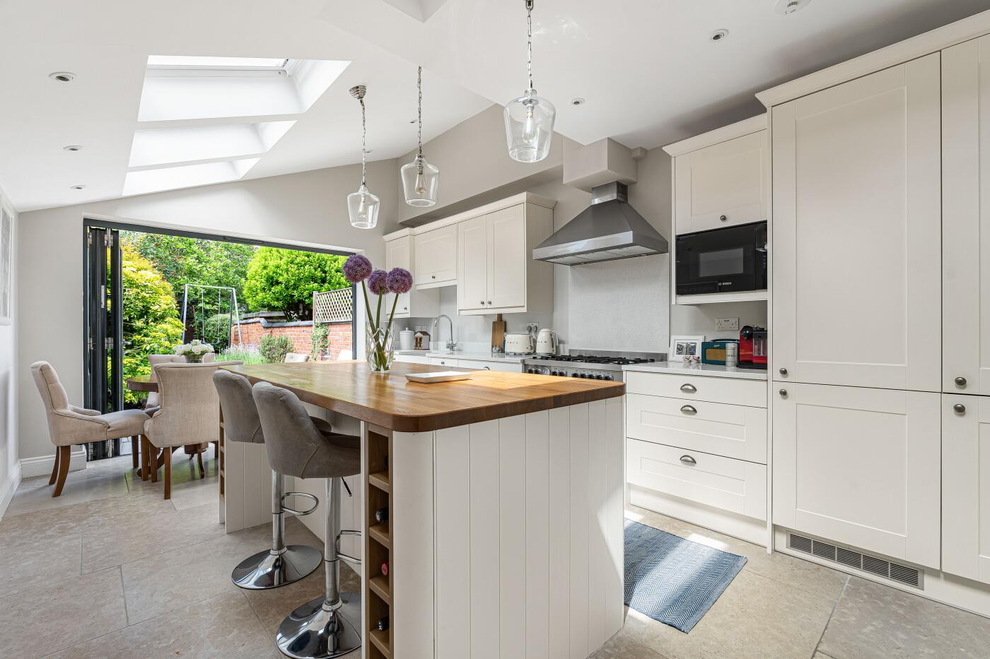 3 bed property in Niagara Road, Henley-On-Thames